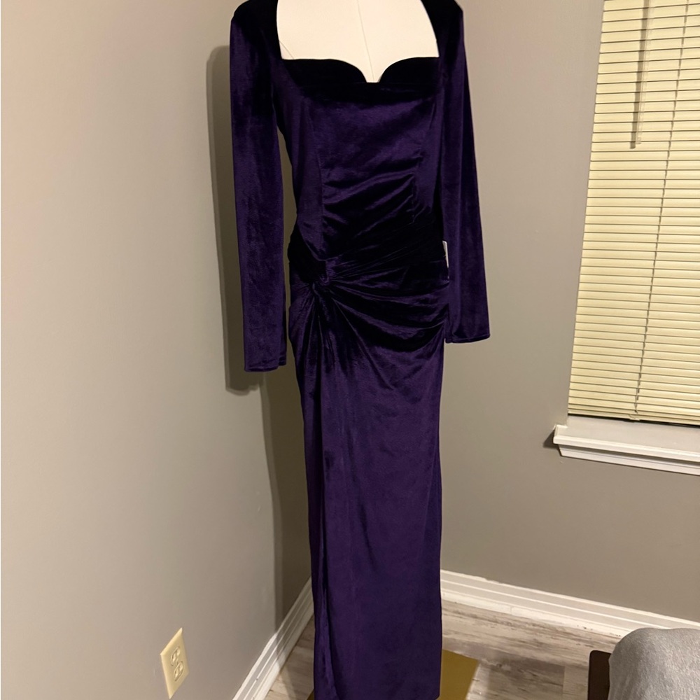 Elegant Purple Velvet Long Sleeve Dress